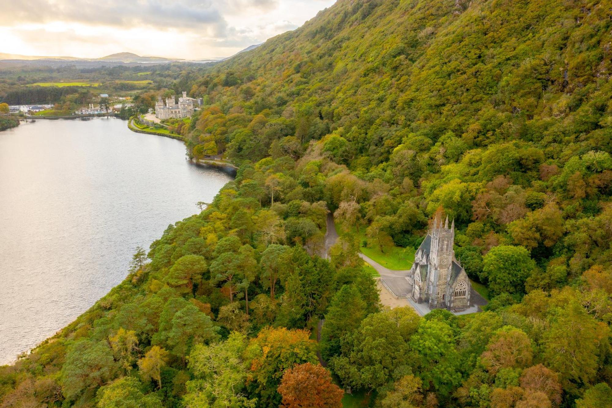 Ballynahinch Castle Hotel ภายนอก รูปภาพ